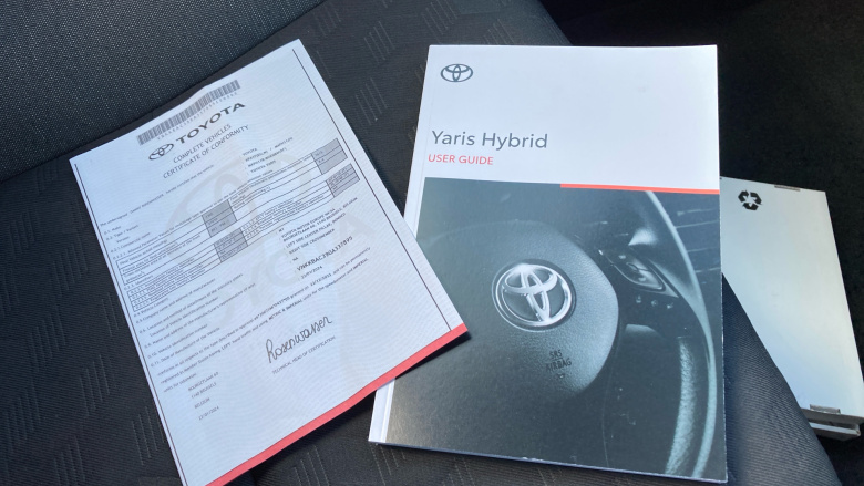 Toyota Yaris 1.5 Hybrid Design 5dr CVT Hybrid Hatchback